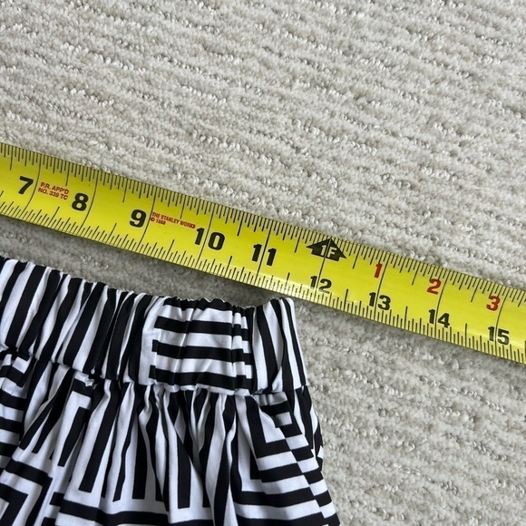 Kate Spade Saturday Women’s Geometric Pull On Tennis Skirt Size Small EUC - Picture 4 of 5
